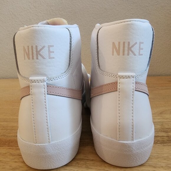 Nike Blazer Mid 77 Shoes Womens Size 9.5 Retro CZ1055-118 Classic Basketball - Picture 4 of 14